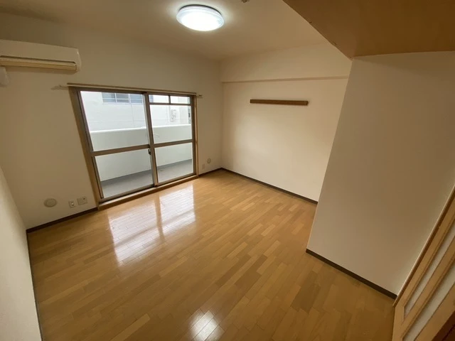 ドミトリー庚午弐番館