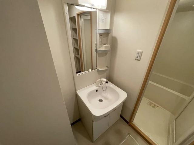 ドミトリー庚午弐番館