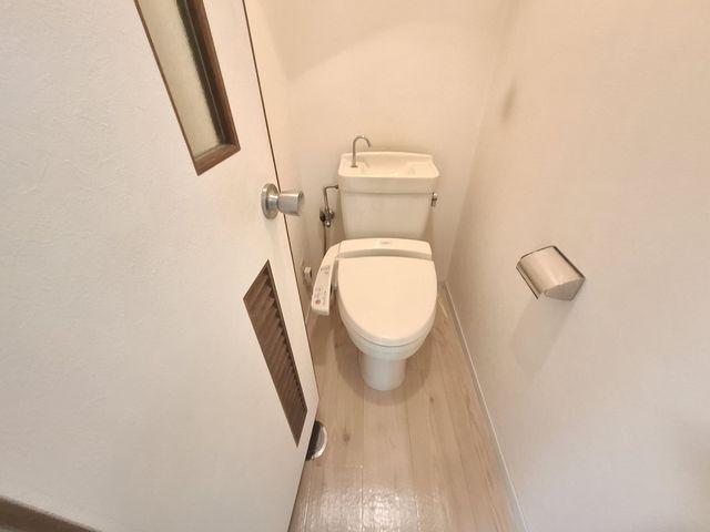 キャピトルアクア