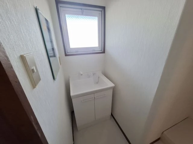 キャピトルアクア