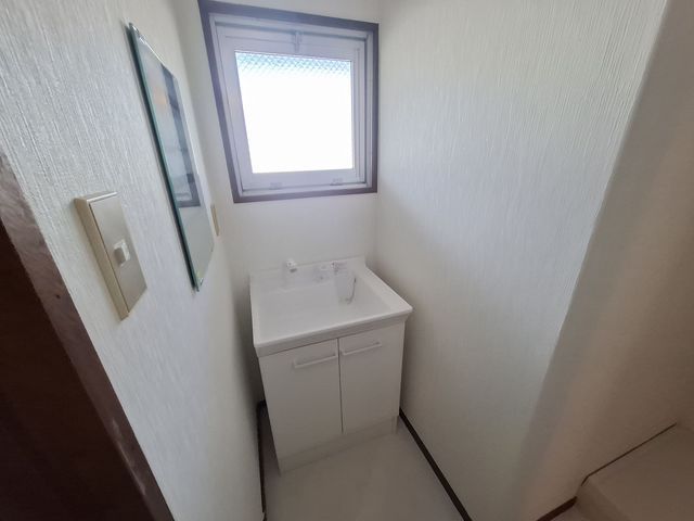 キャピトルアクア