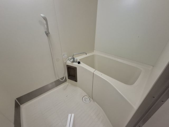 キャピトルアクア