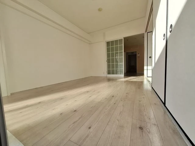 キャピトルアクア