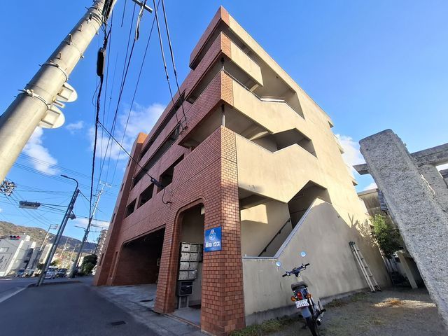 キャピトルアクア