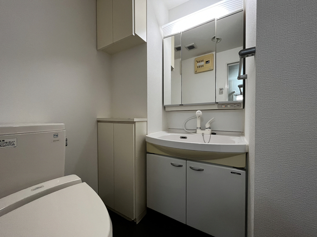 JR新白島駅前東亜ビル