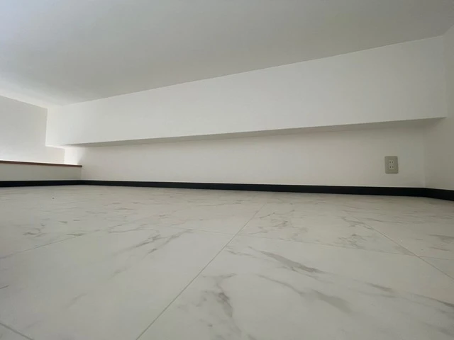 グランドポレストーネ鶴見