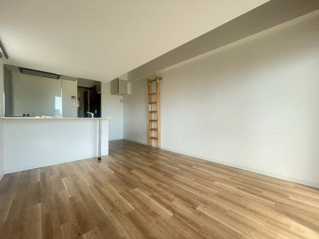 グランドポレストーネ鶴見