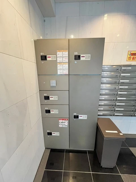 グランドポレストーネ鶴見