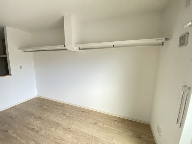 エタニティ八幡