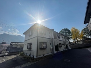 ヴィラージュ西本