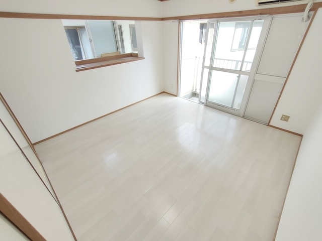 M’s lea Ushitahigashi