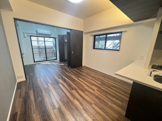 S-RESIDENCE新白島駅前