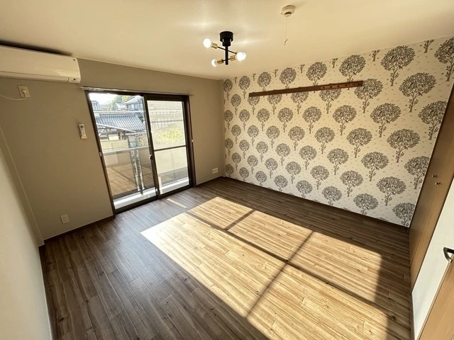 ピア サテライト