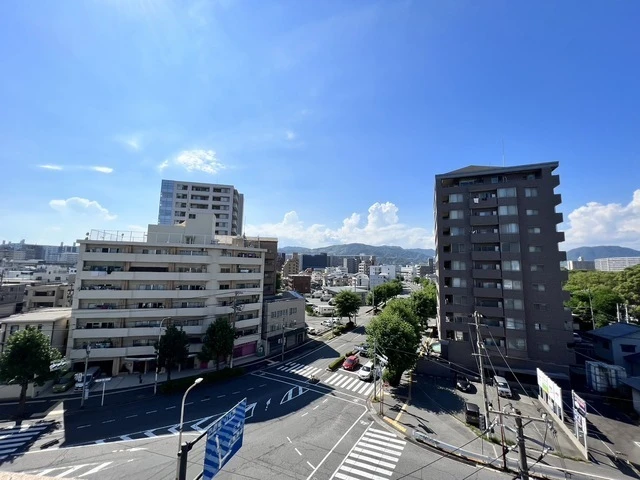 セラム白島九軒町