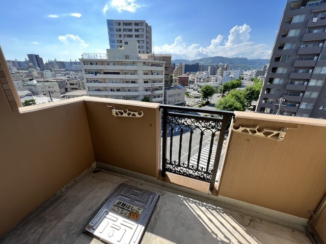 セラム白島九軒町