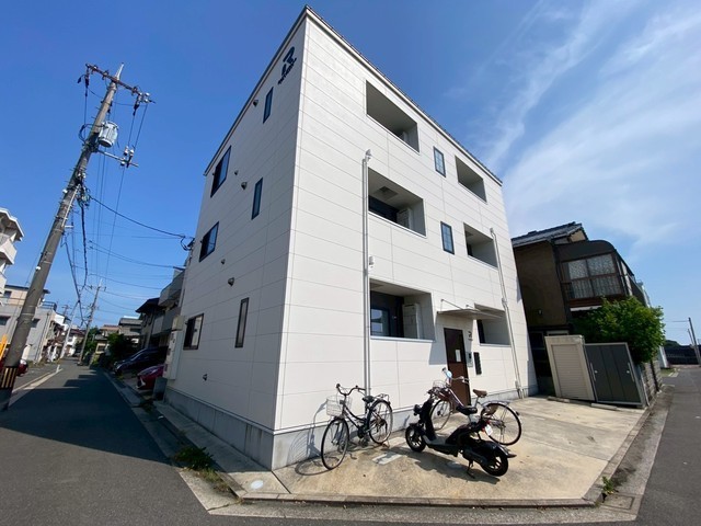 リノリノアパートメント江波