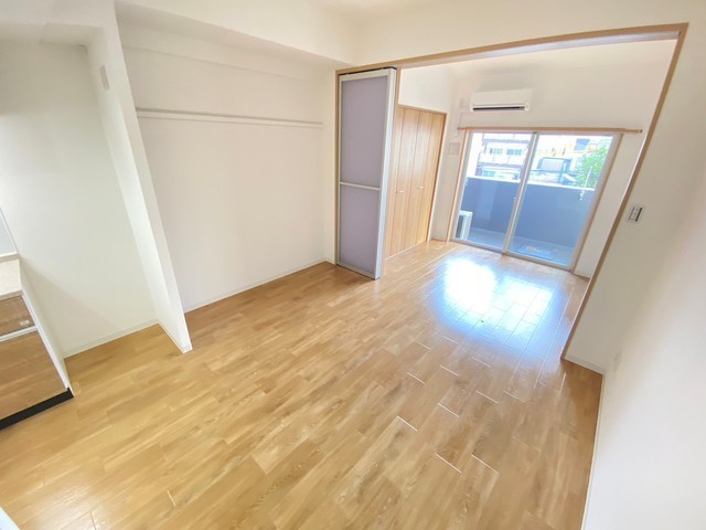 セクション舟入