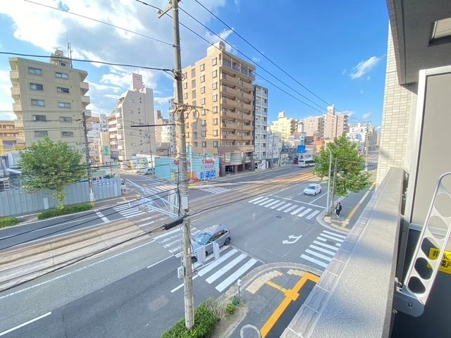 セクション舟入