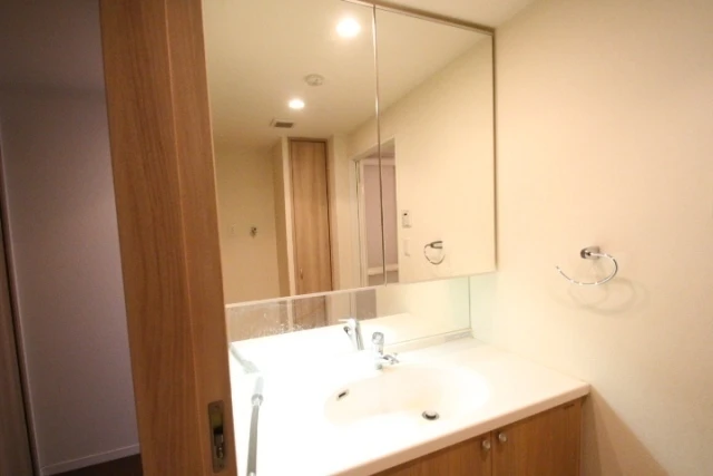 グランアークテラス