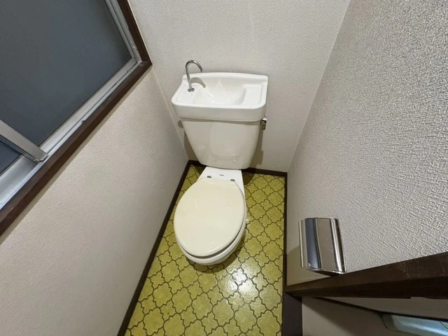 岡本ビル(呉市)