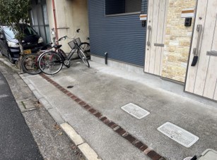 アザレア弐番館