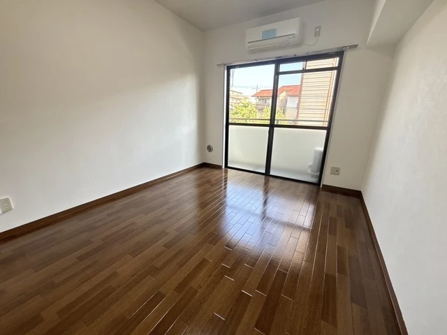 M’s lea Kougominami