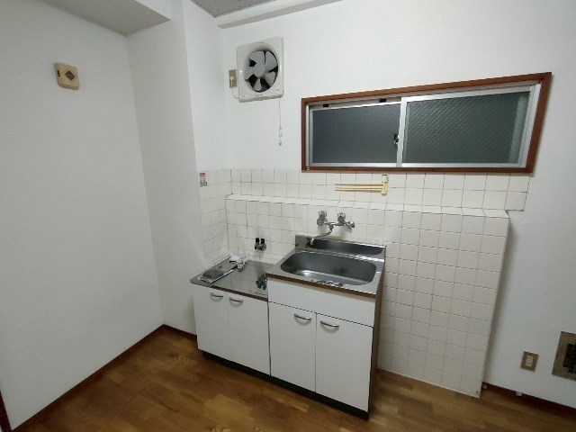 大倉ビル(二葉の里)