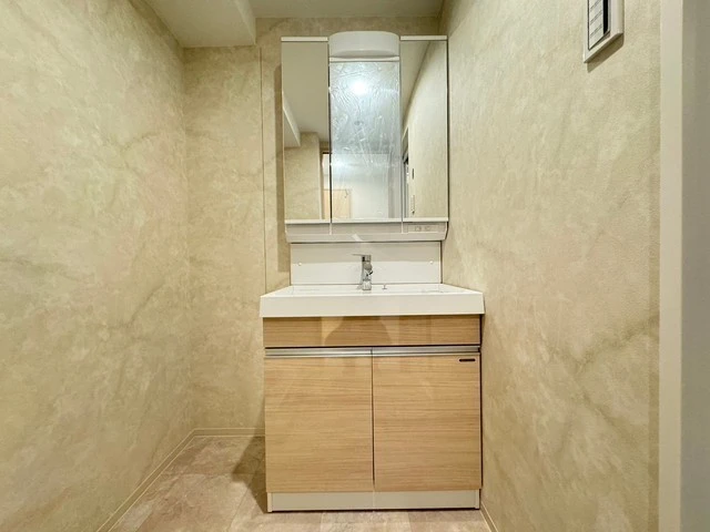 ザ・マジェスティー白島九軒町