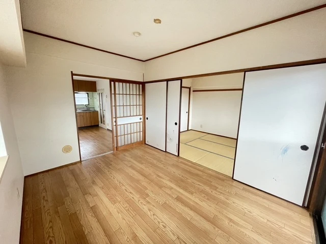 ジョイパレス南観音