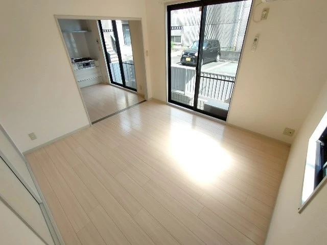 グローリー木村 A棟