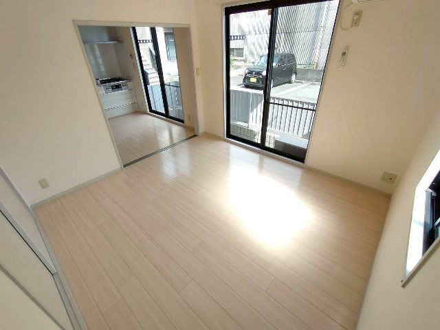 グローリー木村 A棟