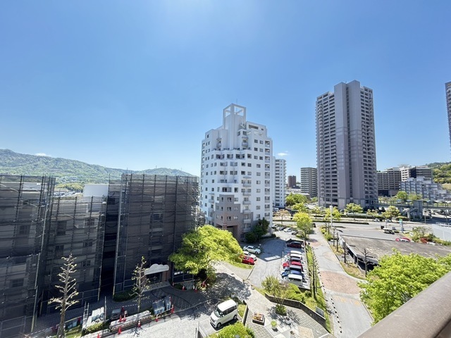 ヒルズアリーナⅢ番館(607)