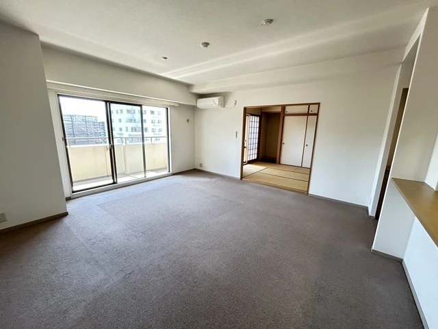 ヒルズアリーナⅢ番館(607)