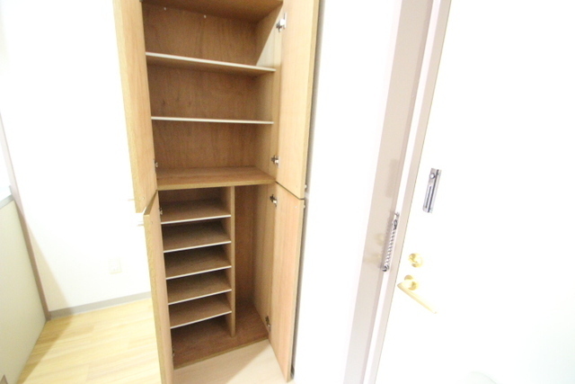 プーテゥジュール4番館