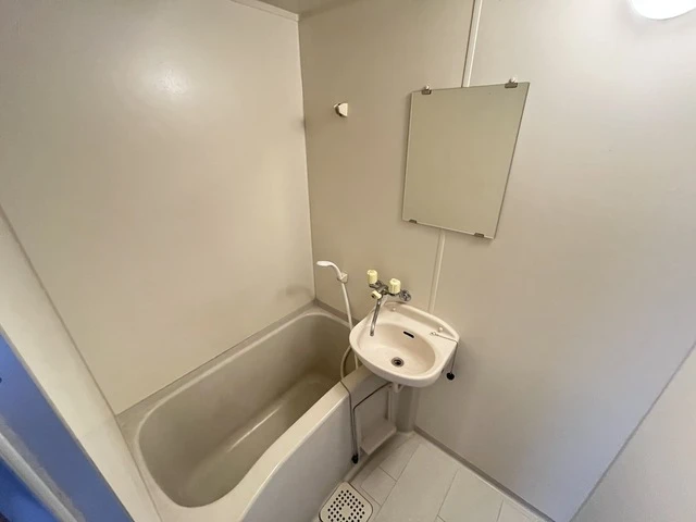 プーテゥジュール4番館