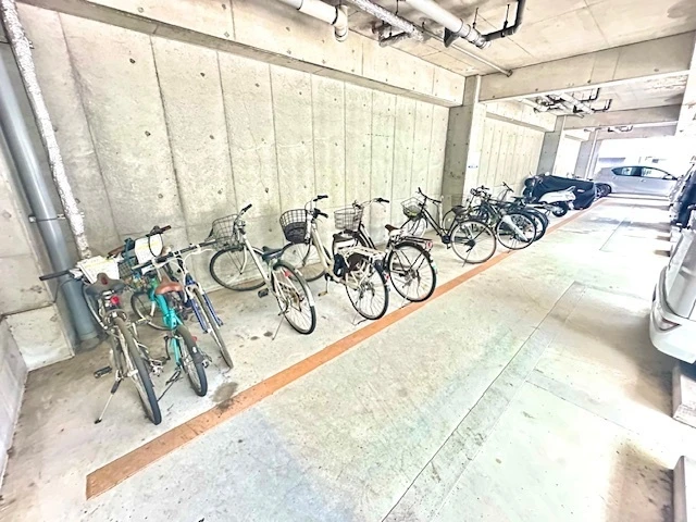 プーテゥジュール4番館