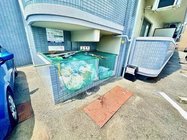 プーテゥジュール4番館