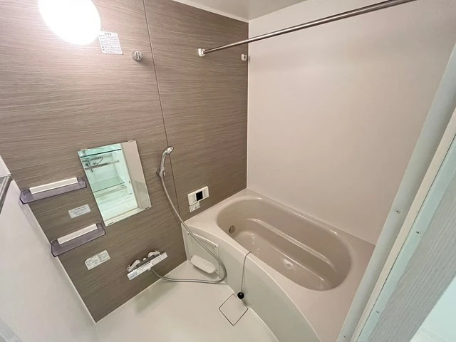 GRAN THE COURT伴駅