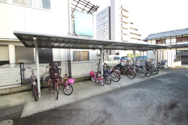 グリーンヒルズ 1号館