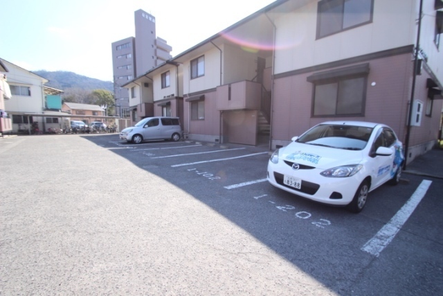 グリーンヒルズ 1号館