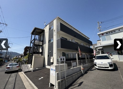 R.side五日市駅前