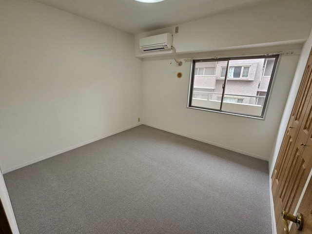 パークシティ牛田(211)