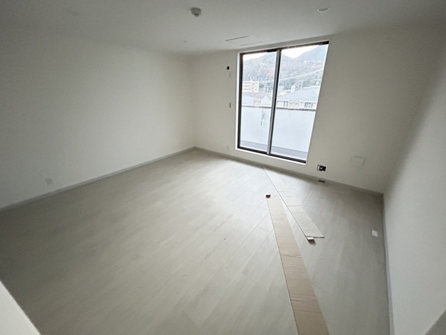 M・テラス上安B棟