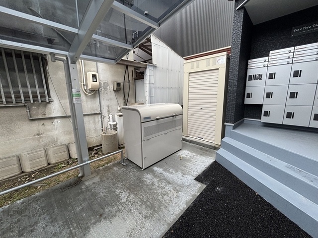 パインツリー立戸