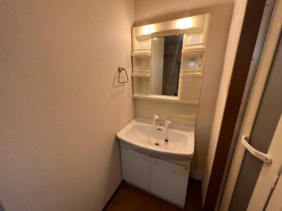 第2エビスヤビル