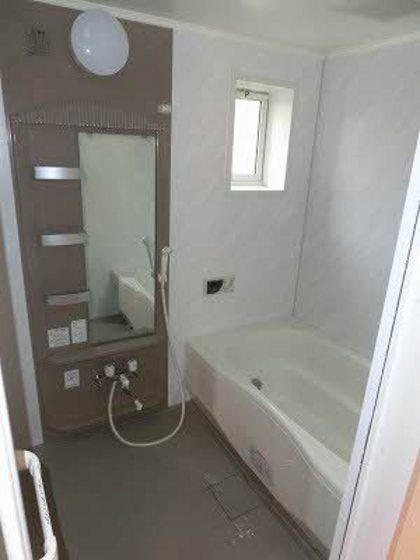 グレースヒルズ A棟