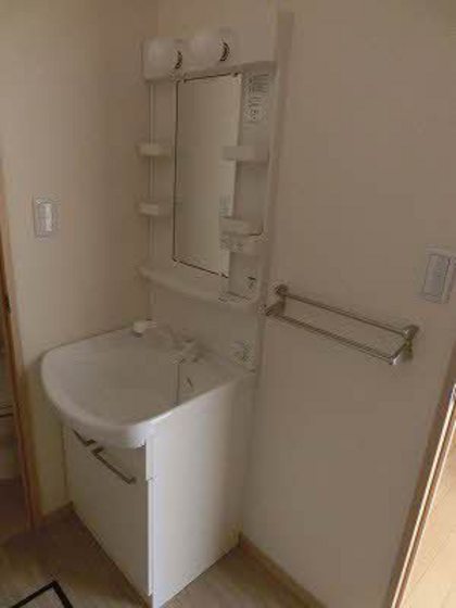 グレースヒルズ A棟