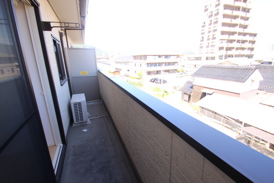 コーラルコート