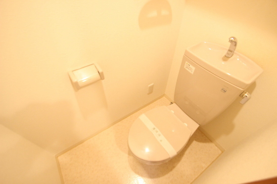 グラビスコート上幟町