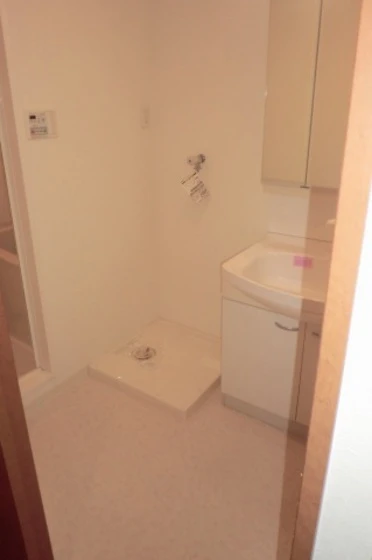 グラビスコート上幟町